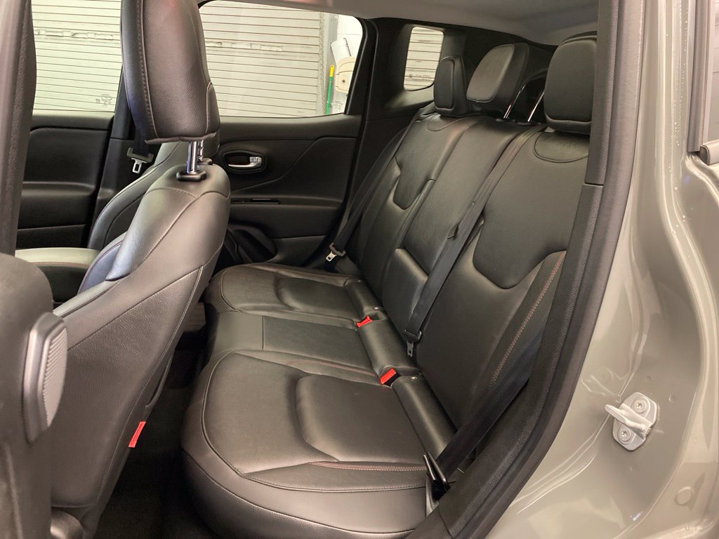 Certified 2021 Jeep Renegade Trailhawk w/ Sun & Sound Group AWD/4WD image 22