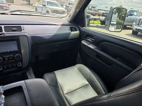 Used 2013 Chevrolet Silverado 3500 LTZ w/ LTZ Plus Package AWD/4WD image 18