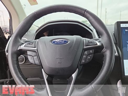 Used 2024 Ford Edge Titanium AWD/4WD image 14