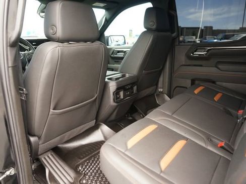 Used 2025 GMC Sierra 1500 AT4 w/ AT4 Premium Package AWD/4WD image 12