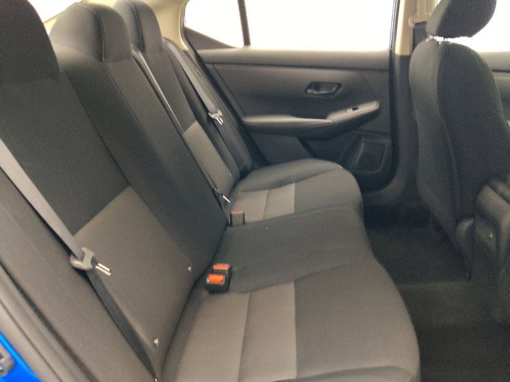 Used 2025 Nissan Sentra SV FWD image 19