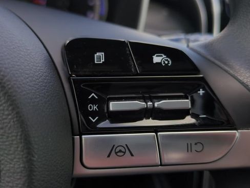 Used 2024 Hyundai Santa Cruz SEL FWD image 23