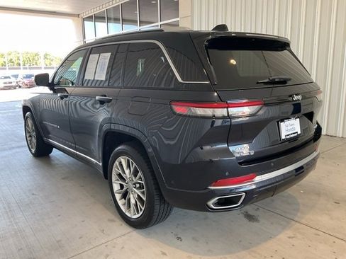 Used 2023 Jeep Grand Cherokee Summit w/ Luxury Tech Group V image 21