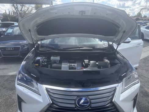 Used 2018 Lexus RX 450hL Premium image 38