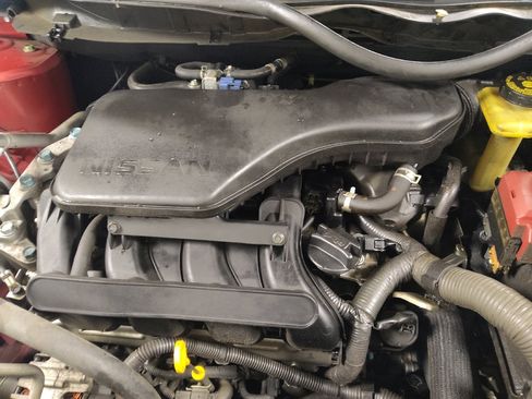 Used 2018 Nissan Rogue Sport SL FWD image 30