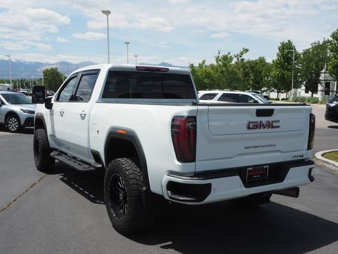 Used 2024 GMC Sierra 3500 AT4 w/ Technology Package AWD/4WD image 5
