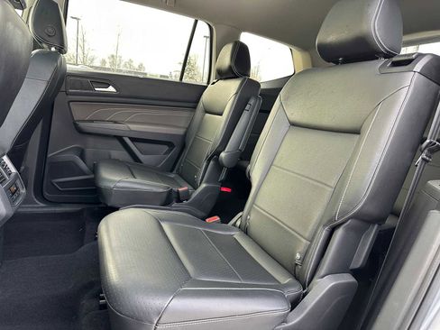Used 2022 Volkswagen Atlas SE image 19
