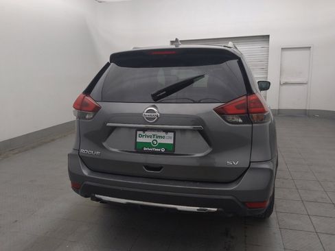 Used 2018 Nissan Rogue SV FWD image 7