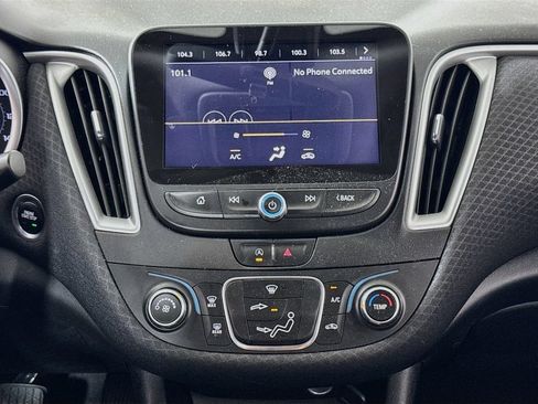 Used 2022 Chevrolet Malibu LS FWD image 15