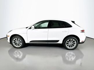 Certified 2025 Porsche Macan video 2