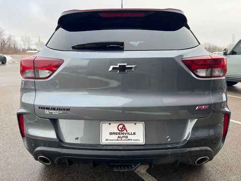 Used 2022 Chevrolet TrailBlazer RS w/ Sun and Liftgate Package image 5