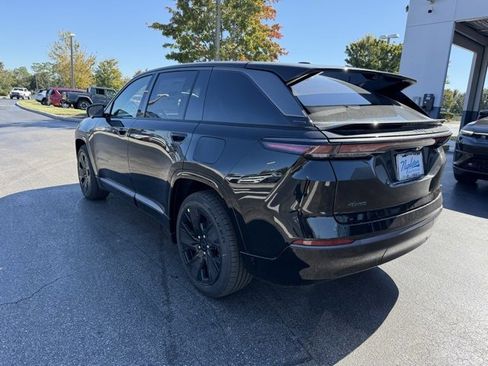 New 2025 Jeep Wagoneer S Launch Edition image 6
