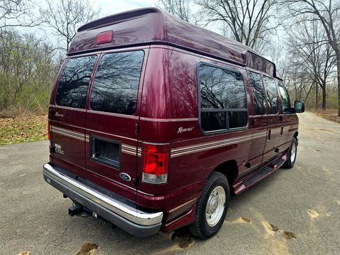 Used 2004 Ford E-250 and Econoline 250 image 6