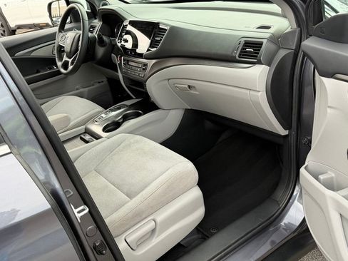 Used 2021 Honda Pilot EX image 26