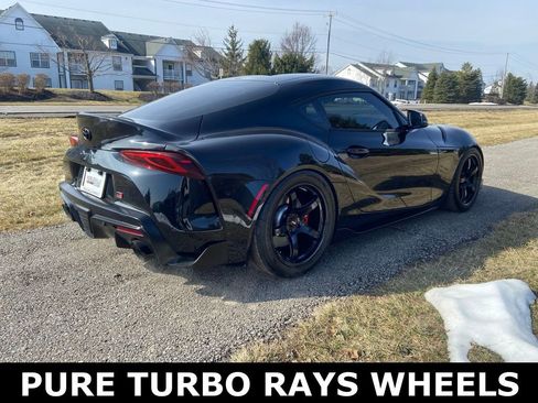 Used 2023 Toyota Supra Premium w/ Driver Assist Package image 5