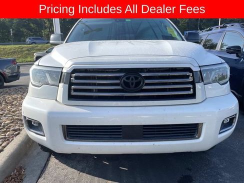 Used 2021 Toyota Sequoia Nightshade w/ Safety & Convenience Package AWD/4WD image 14