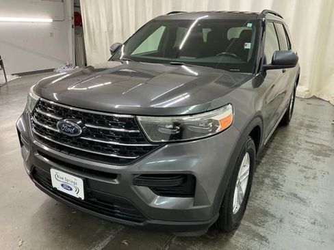 Used 2020 Ford Explorer XLT RWD image 8