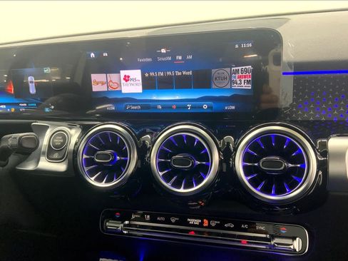 Certified 2025 Mercedes-Benz GLB 35 AMG 4MATIC image 16