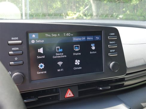 New 2025 Hyundai Elantra Sport image 19