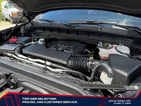 Certified 2025 GMC Sierra 1500 Elevation w/ LPO, Elevation Black Package RWD image 22