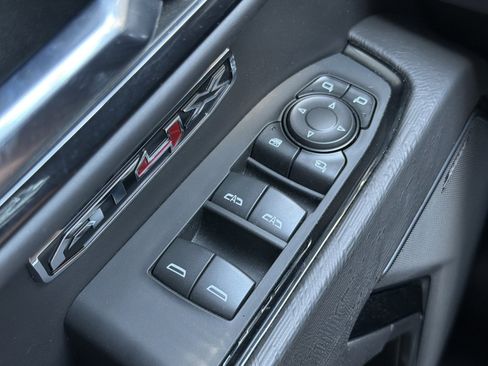 Used 2024 GMC Sierra 1500 AT4X AWD/4WD image 18