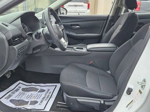 Used 2024 Nissan Sentra SV image 6