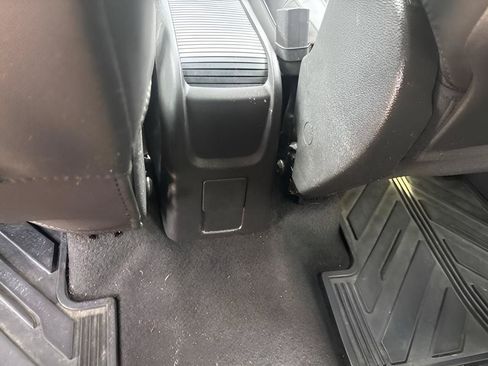 Used 2020 Buick Encore Preferred FWD image 24