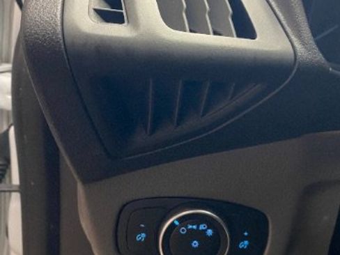 Used 2020 Ford Transit Connect XL FWD image 24