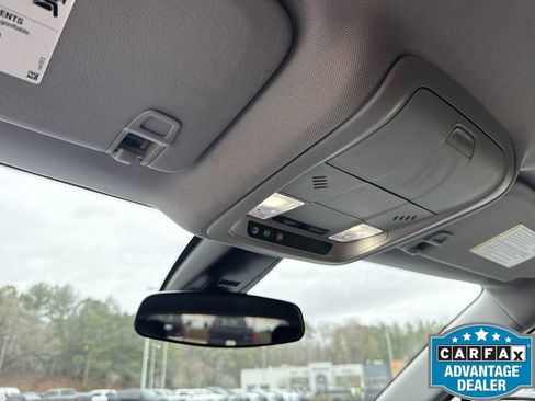 Used 2025 Chevrolet Blazer LT image 25