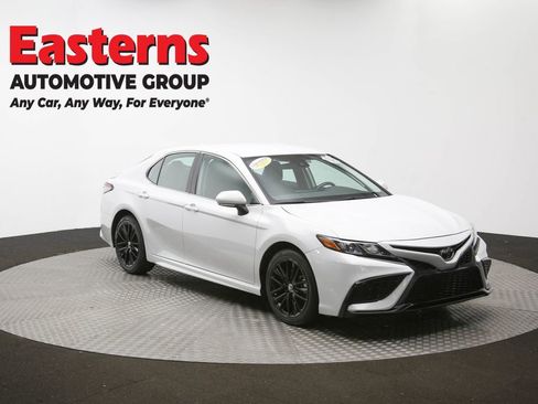 Used 2024 Toyota Camry SE image 50