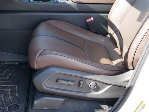 Used 2023 Honda Pilot Elite image 14