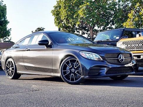 Used 2019 Mercedes-Benz C 300 Coupe image 2