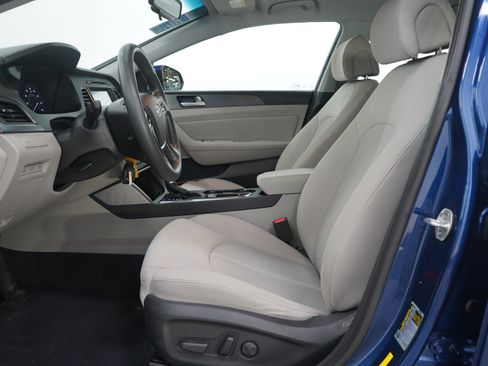 Used 2017 Hyundai Sonata Sport image 21