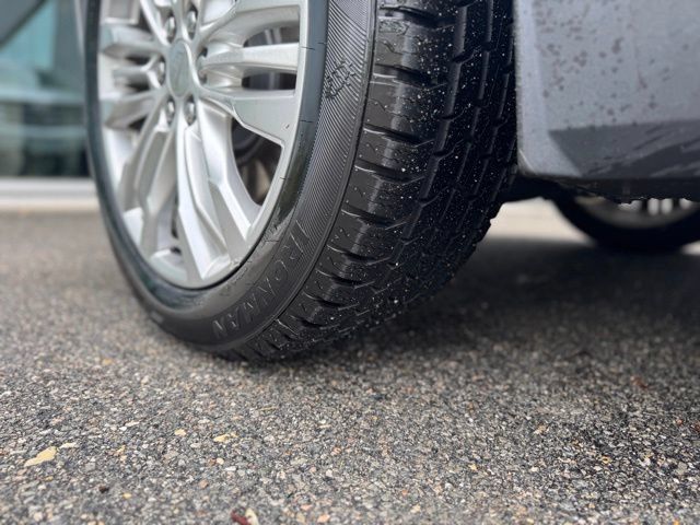 Used 2018 Cadillac XT5 Premium Luxury FWD image 8