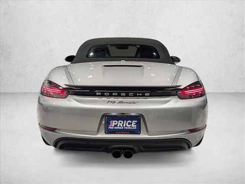 Used 2021 Porsche 718 Boxster image 7