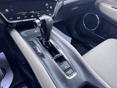 Used 2016 Honda HR-V EX image 24