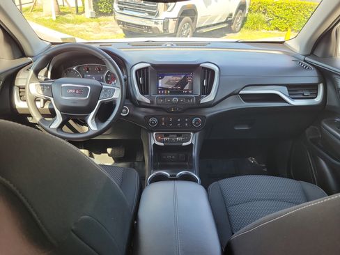 Used 2023 GMC Terrain SLE FWD image 16