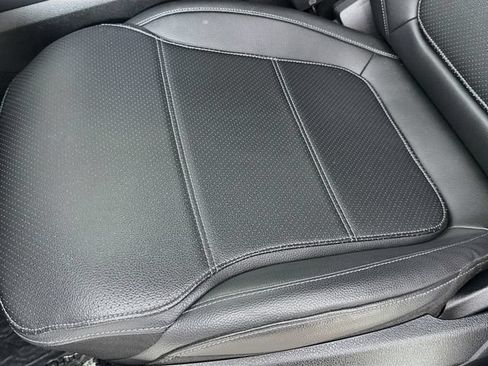 Used 2024 Mercedes-Benz GLC 300 image 19