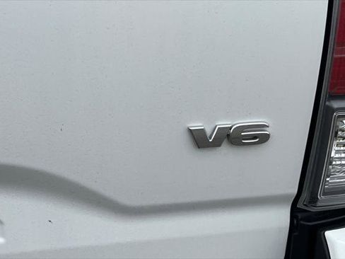 Certified 2023 Toyota Tacoma TRD Off-Road image 7