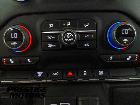 Used 2022 Chevrolet Silverado 3500 LT w/ Convenience Package AWD/4WD image 23