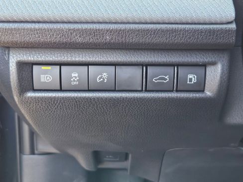 Used 2025 Toyota Camry SE w/ Multimedia Upgrade Package FWD image 13