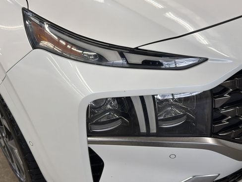 Used 2023 Hyundai Santa Fe Calligraphy AWD/4WD image 3