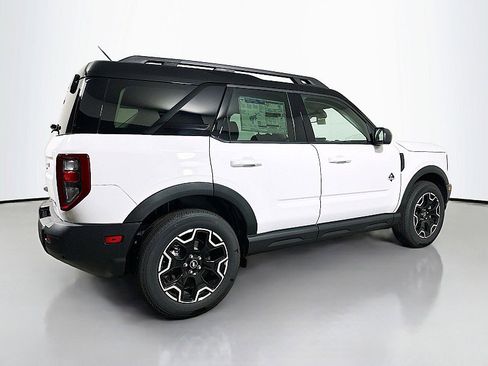 New 2025 Ford Bronco Sport Outer Banks image 6