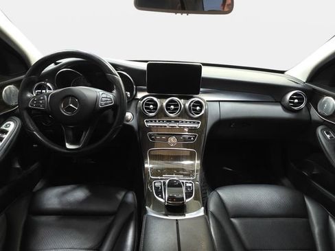 Used 2017 Mercedes-Benz C 300 4MATIC Sedan image 10