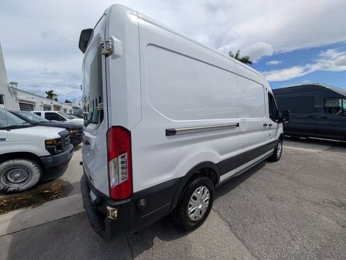 Used 2018 Ford Transit 250 Medium Roof image 13