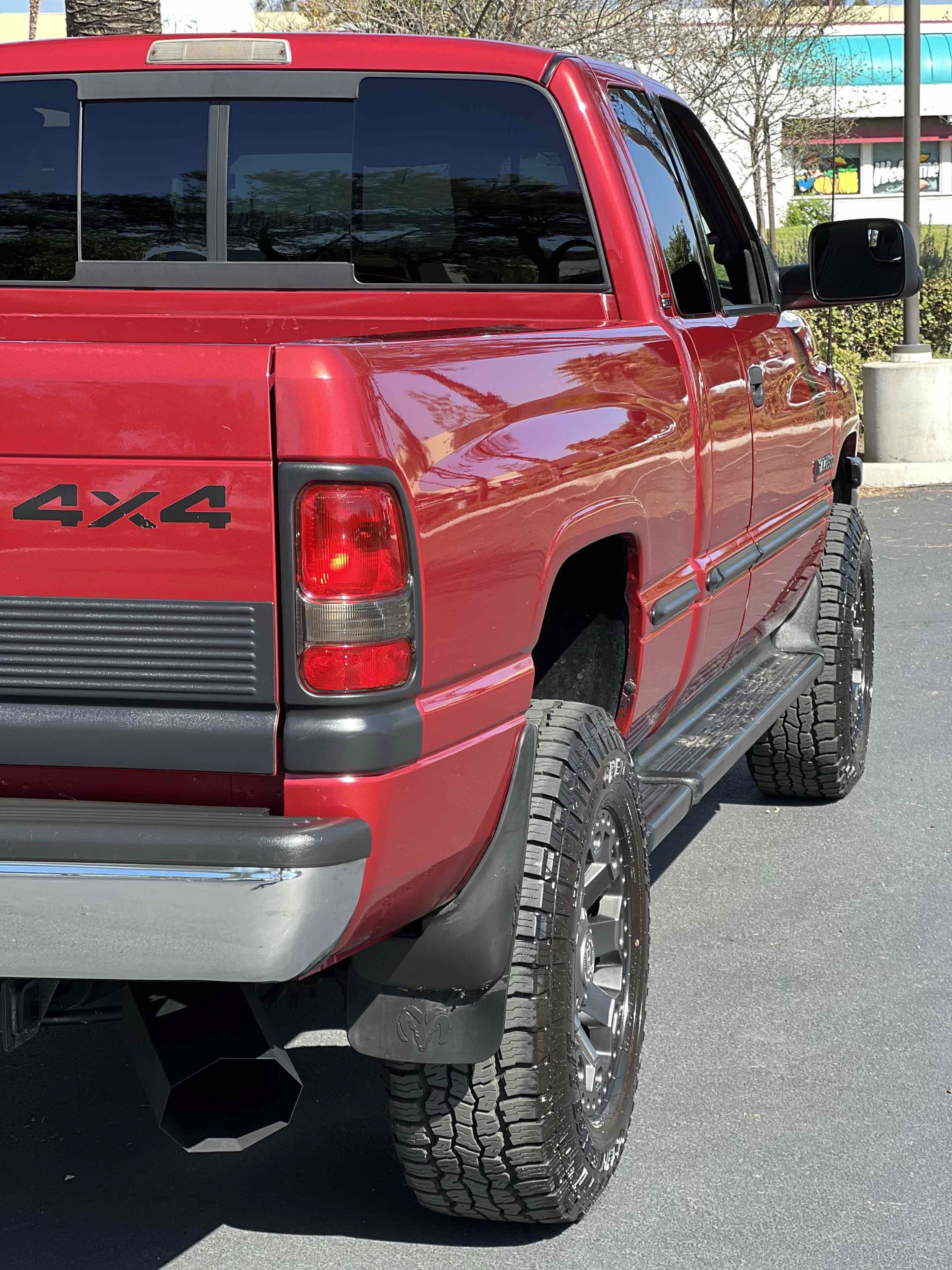 Used 1998 Dodge Ram 2500 Truck 4x4 Quad Cab image 44