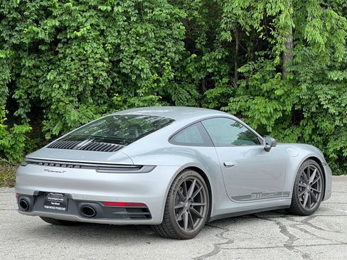 Certified 2024 Porsche 911 Carrera T RWD image 6