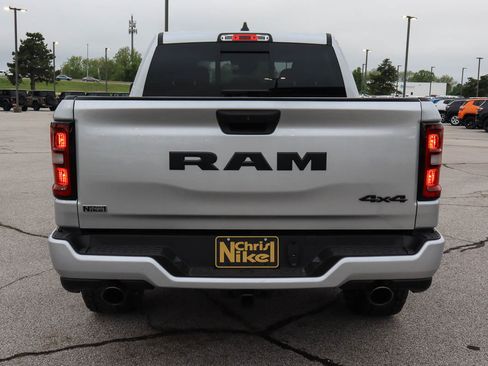 New 2026 RAM 1500 Express AWD/4WD image 6