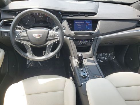 Certified 2023 Cadillac XT5 Sportv w/ Technology Package AWD/4WD image 17