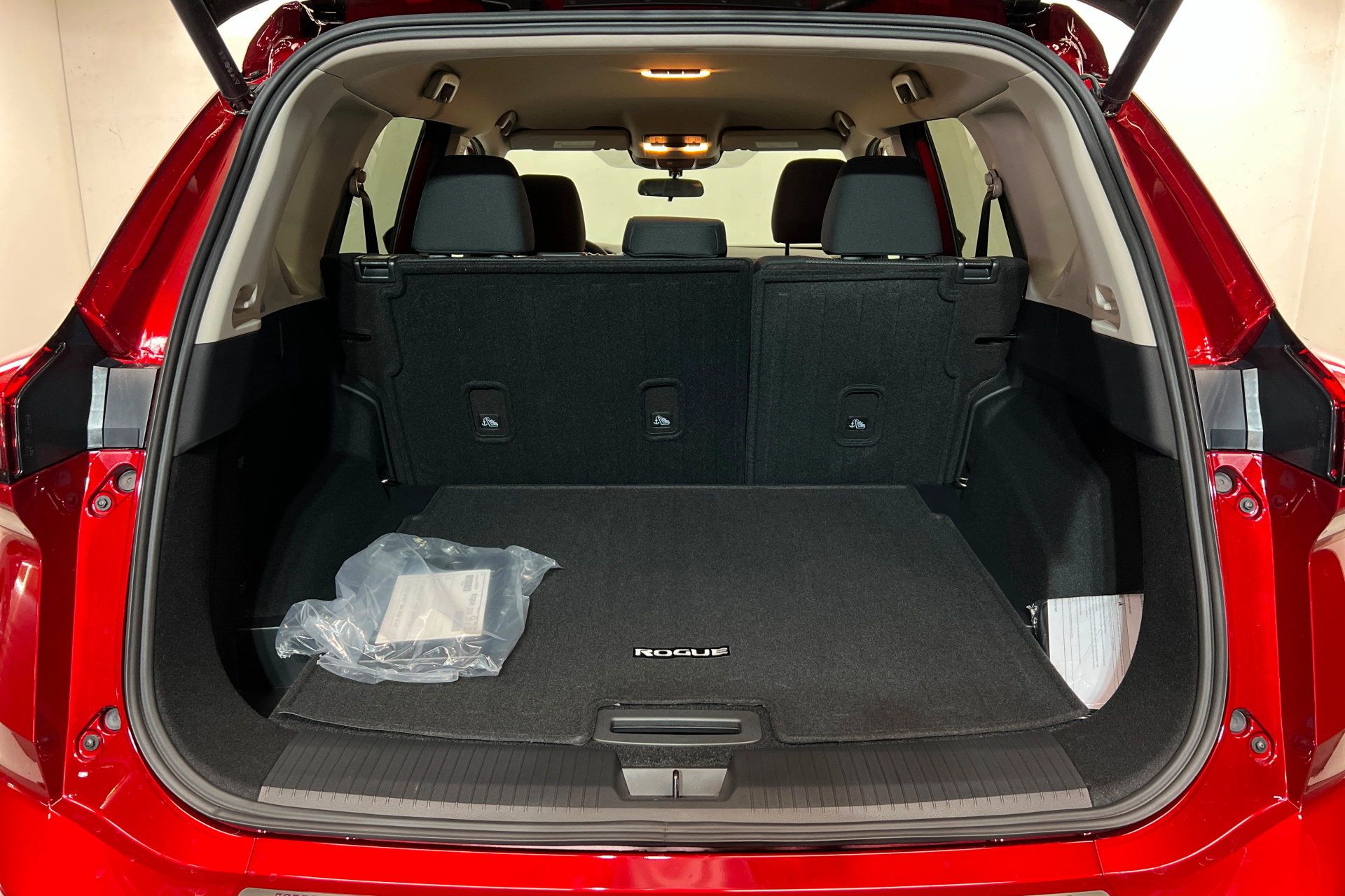 New 2026 Nissan Rogue SV w/ Cold Weather Package AWD/4WD image 22
